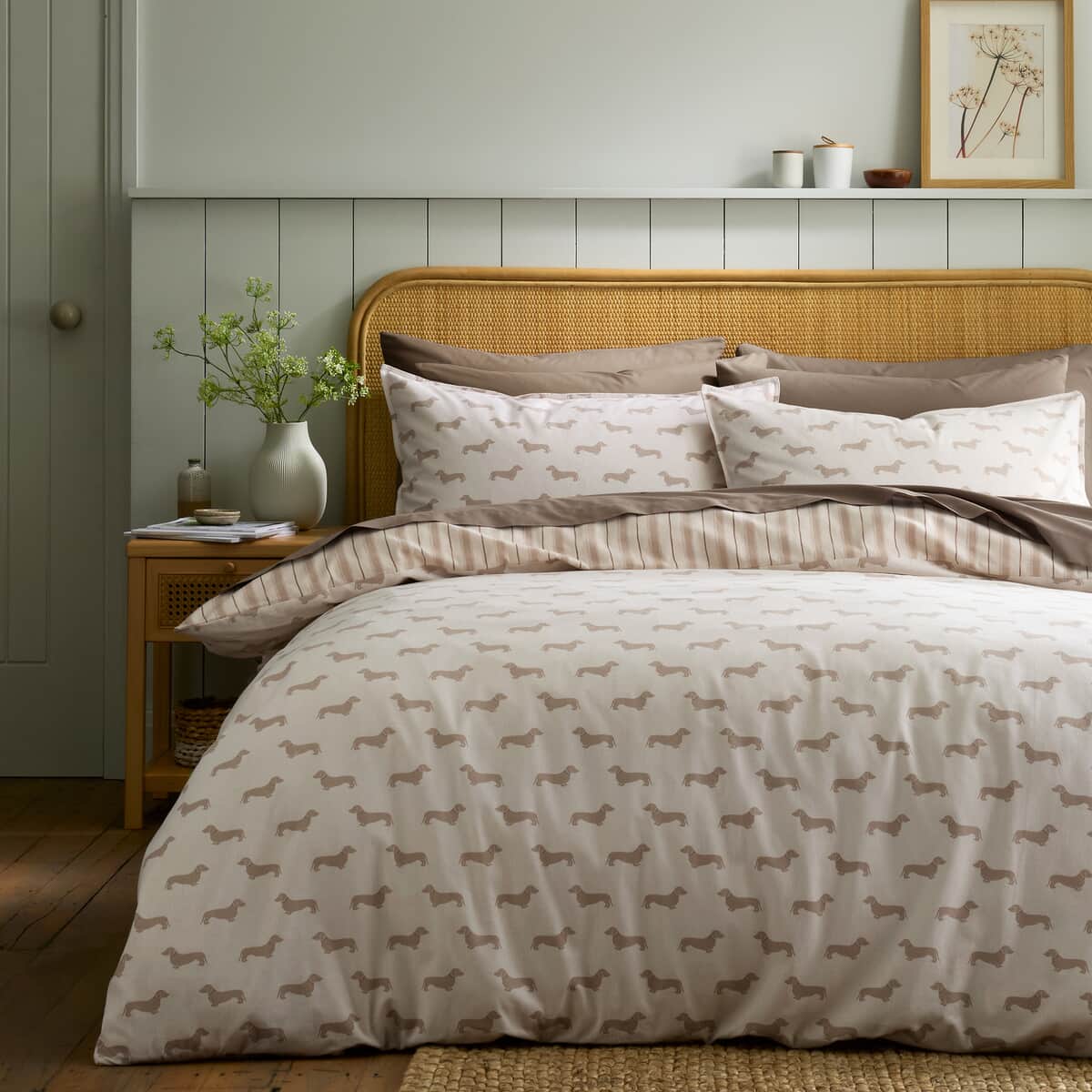 Emily Bond Brushed Peggy Daschund large